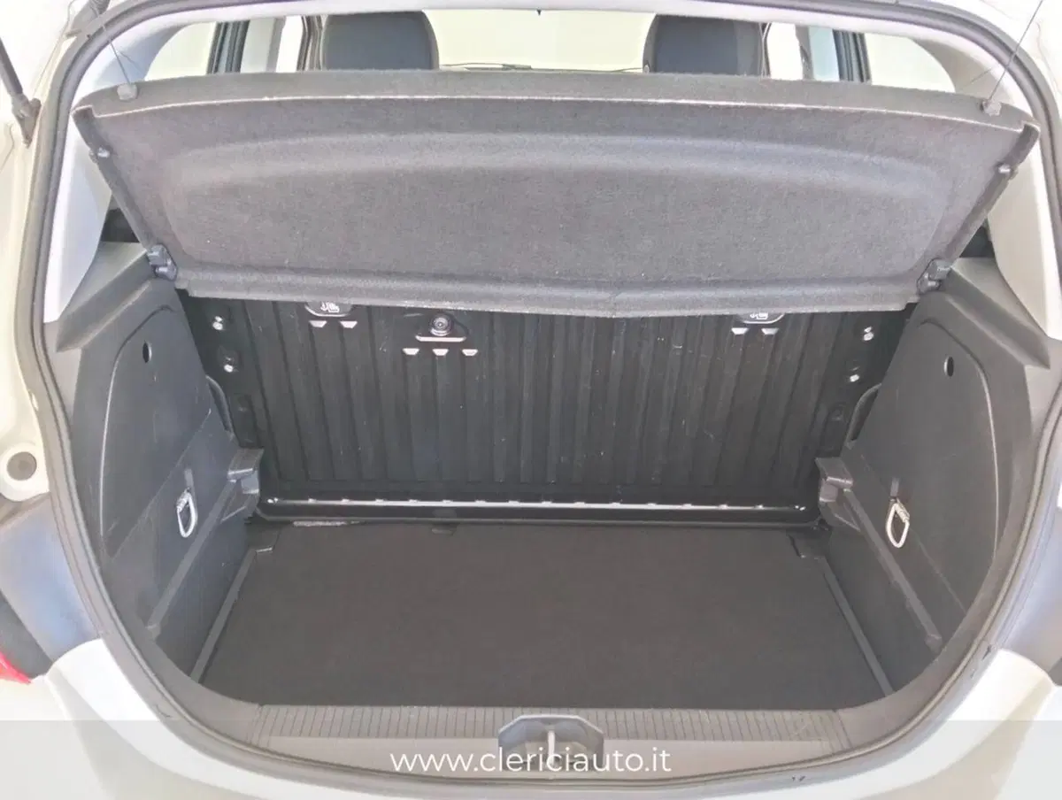 Opel Corsa usata a Como (13)