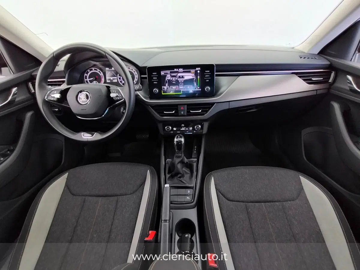 Skoda Kamiq usata a Como (4)