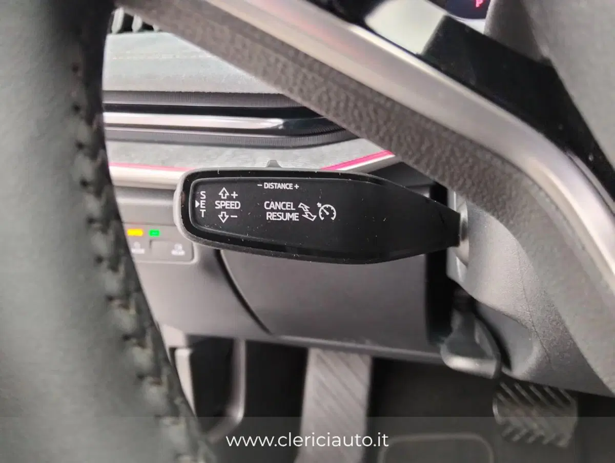 Skoda Superb Station Wagon usata a Como (13)