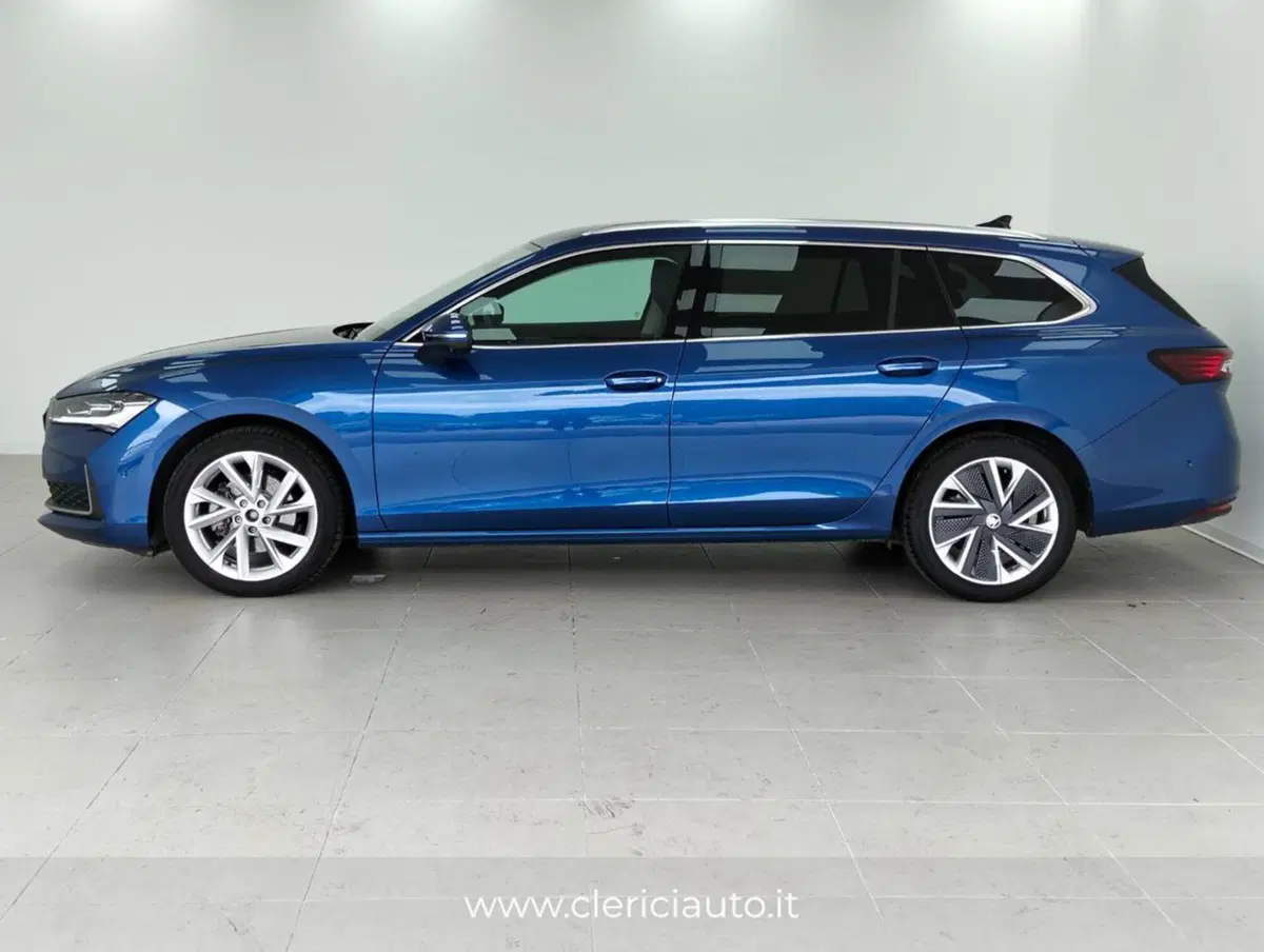 Skoda Superb Station Wagon usata a Como (7)
