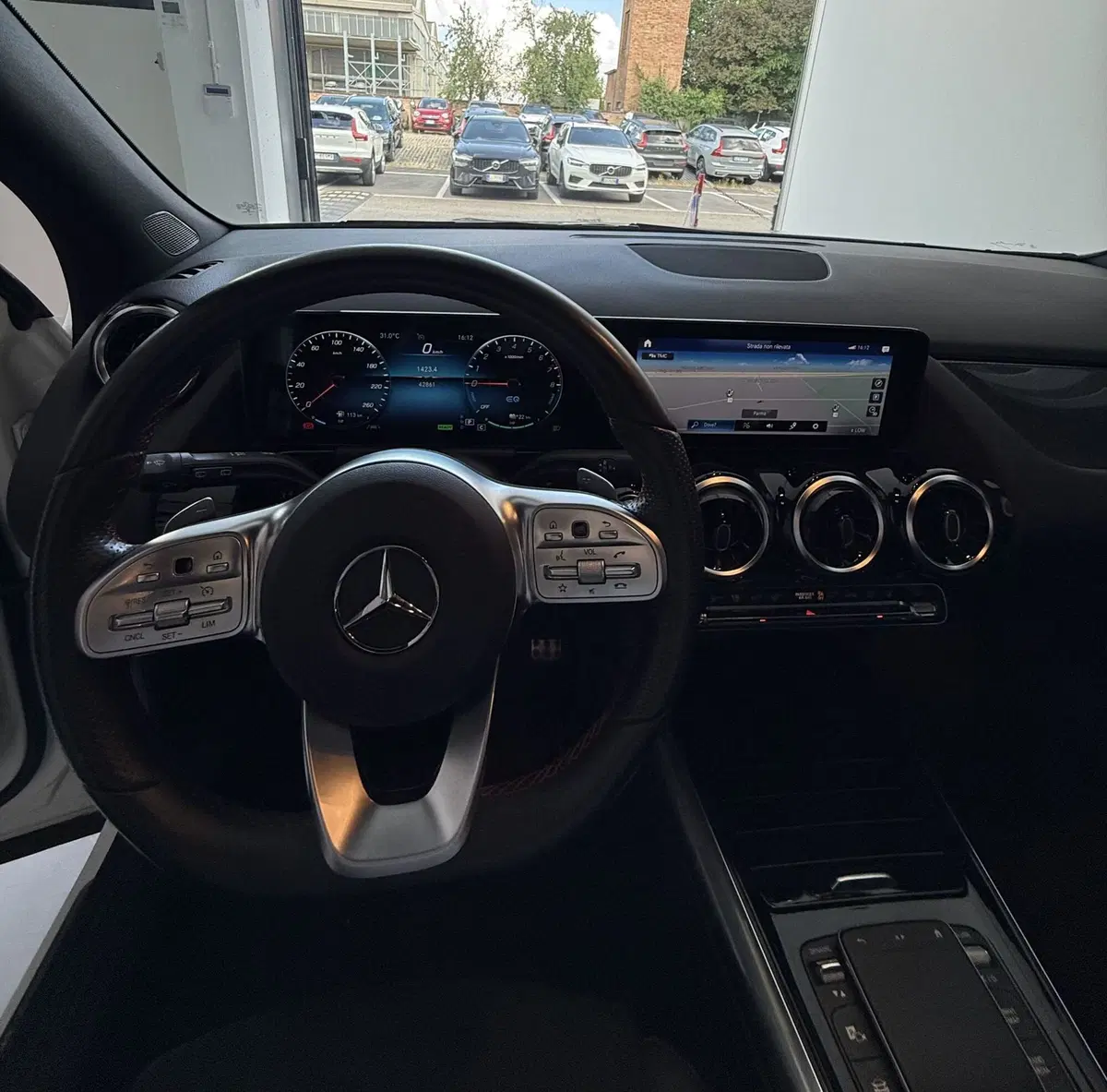 Mercedes-Benz GLA SUV usata a Parma (11)