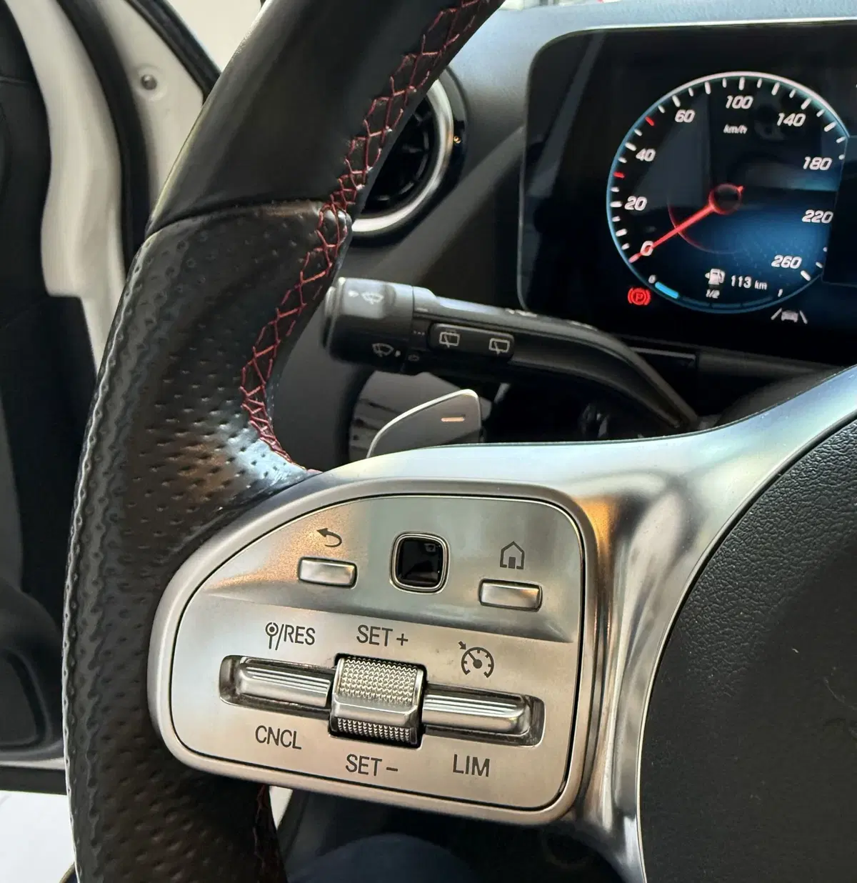 Mercedes-Benz GLA SUV usata a Parma (13)