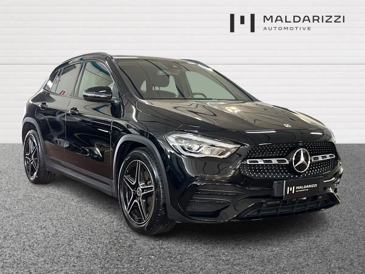 Mercedes-Benz GLA SUV usata a Matera
