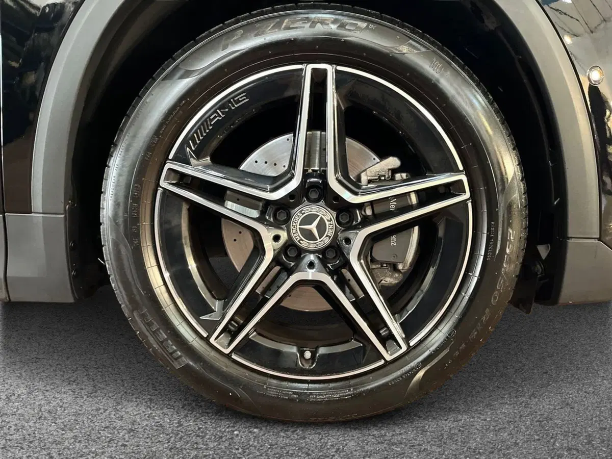 Mercedes-Benz GLA SUV usata a Matera (6)