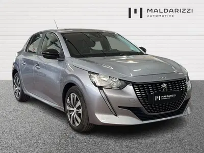 Peugeot 208 PureTech 75 Stop&amp;Start 5 porte Active Pack del 2023 usata a Bari