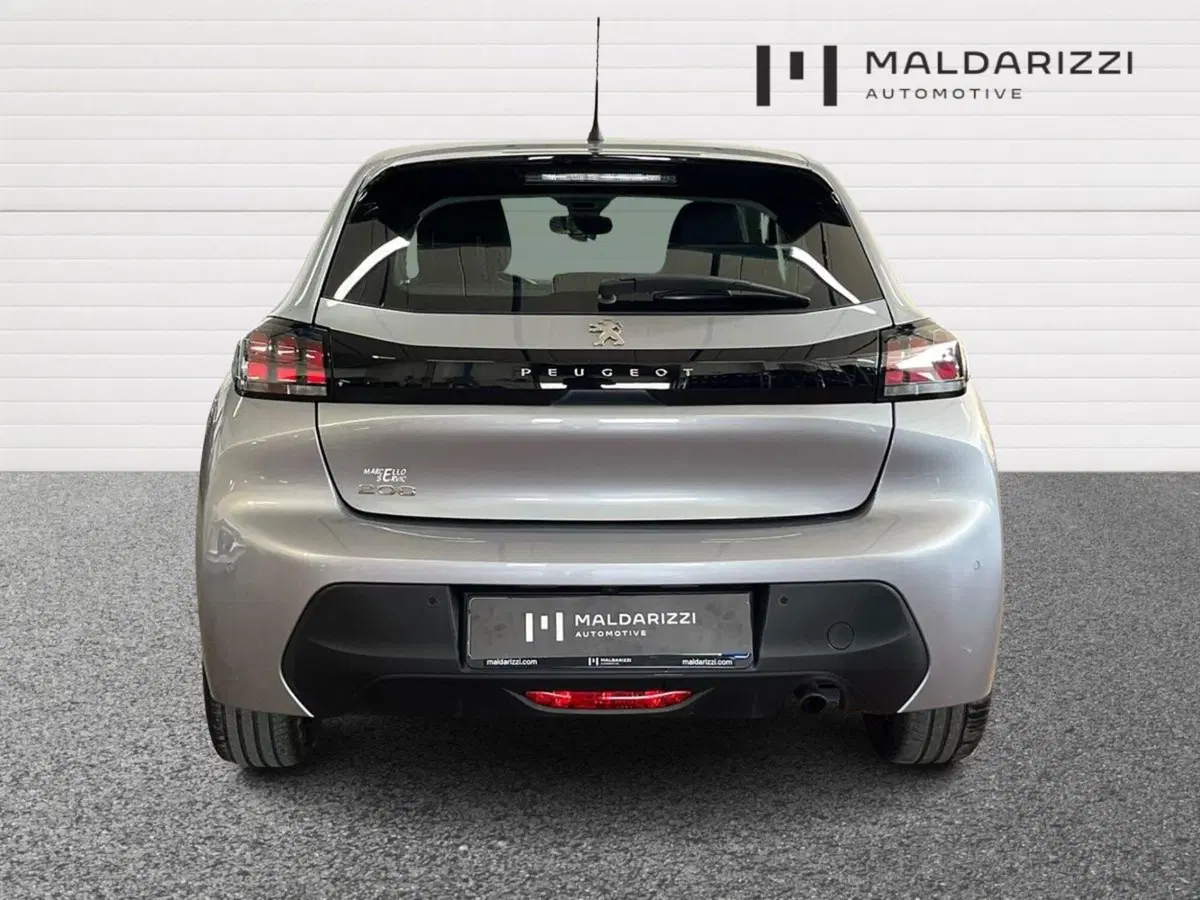 Peugeot 208 usata a Bari (3)