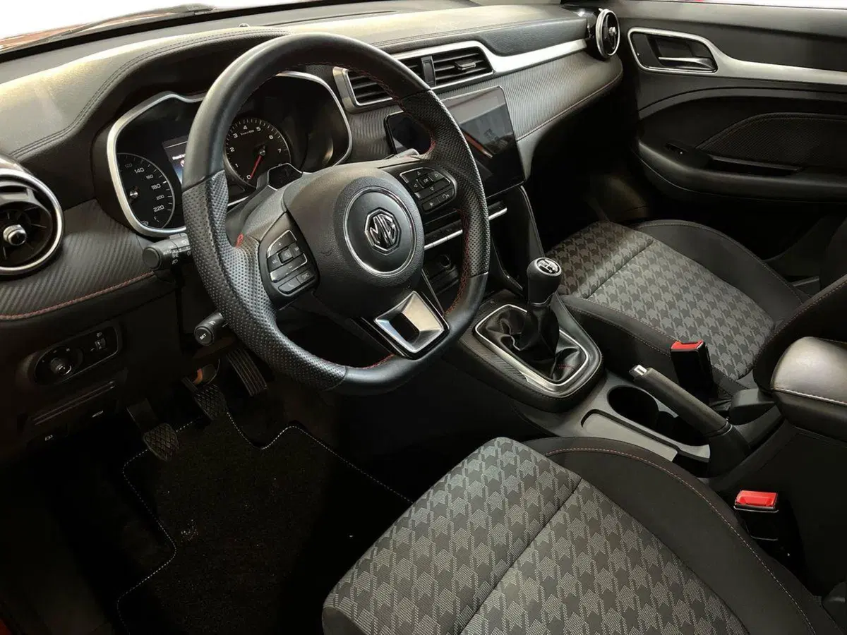 Mg ZS usata a Bari (10)