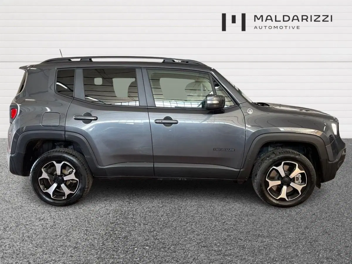 Jeep Renegade usata a Bari (5)
