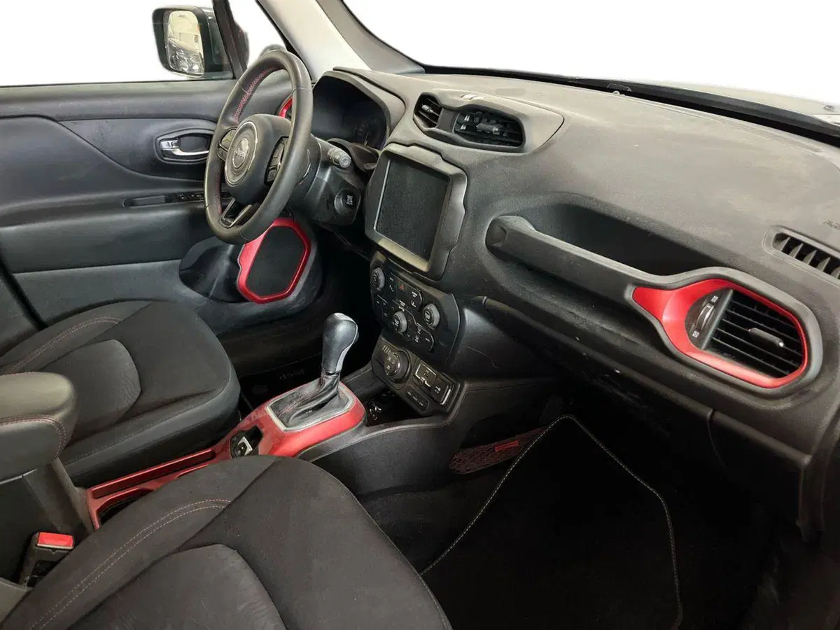 Jeep Renegade usata a Bari (9)