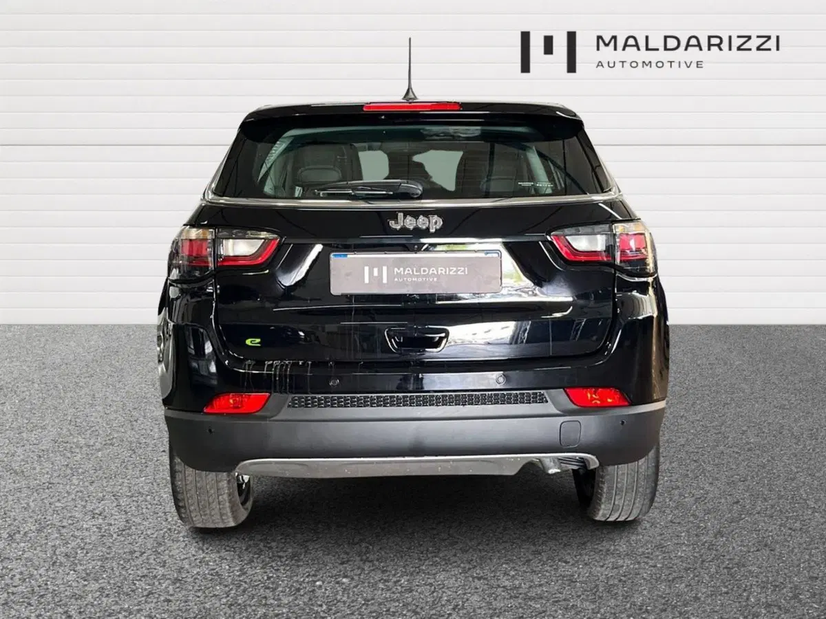 Jeep Compass usata a Bari (3)