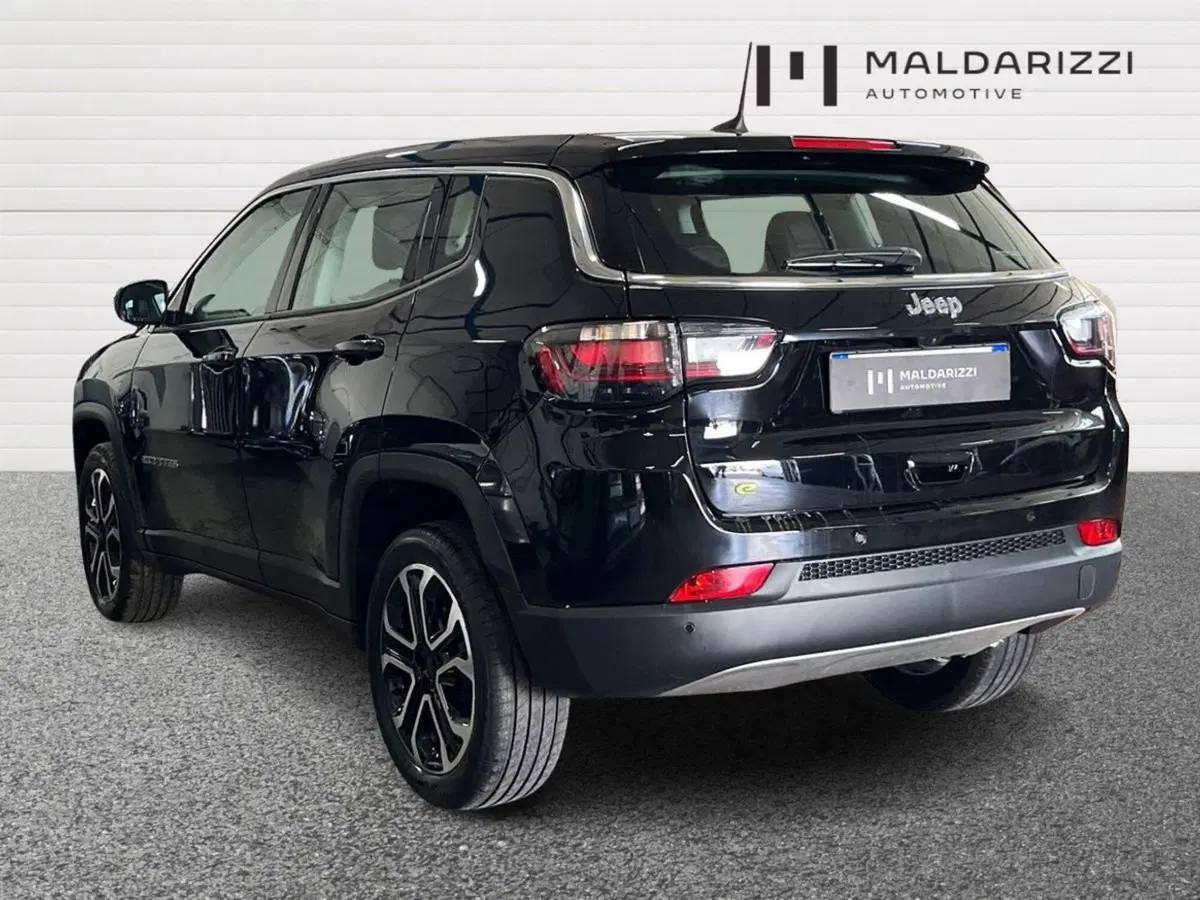 Jeep Compass usata a Bari (4)
