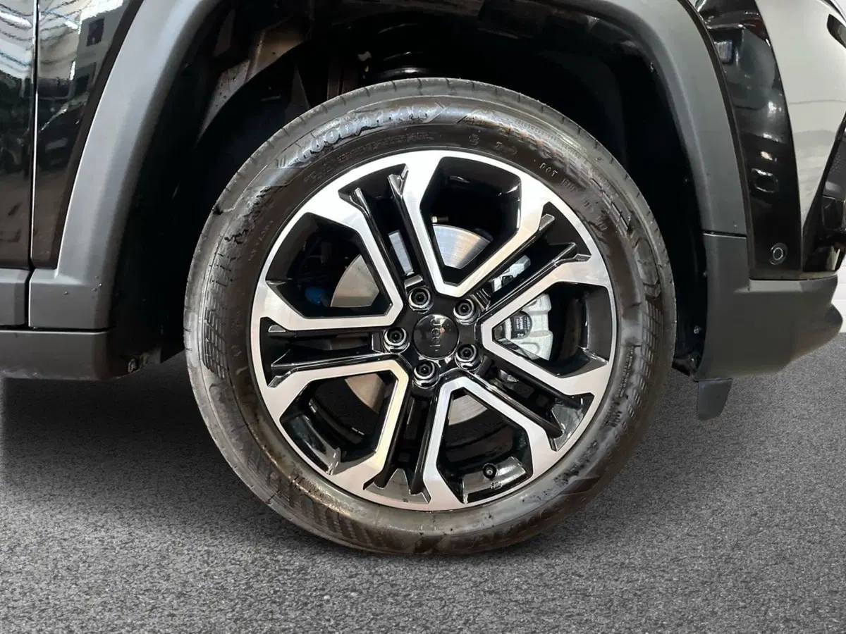 Jeep Compass usata a Bari (6)