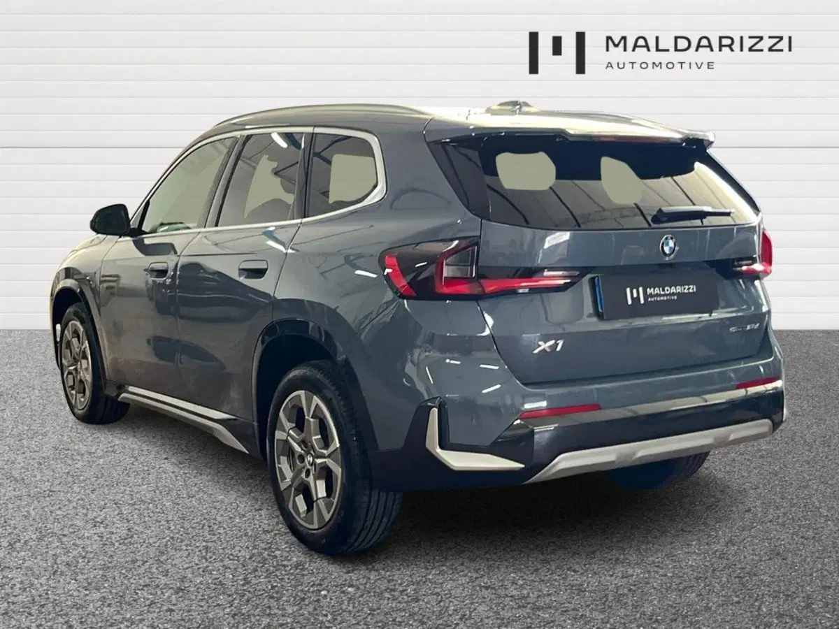 BMW X1 usata a Bari (4)