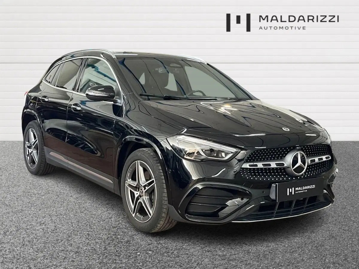 Mercedes-Benz GLA SUV usata a Bari