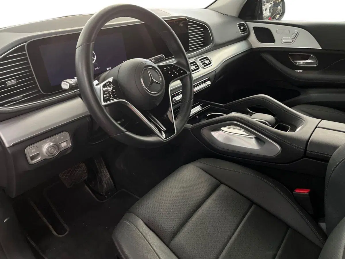 Mercedes-Benz GLE SUV usata a Bari (10)