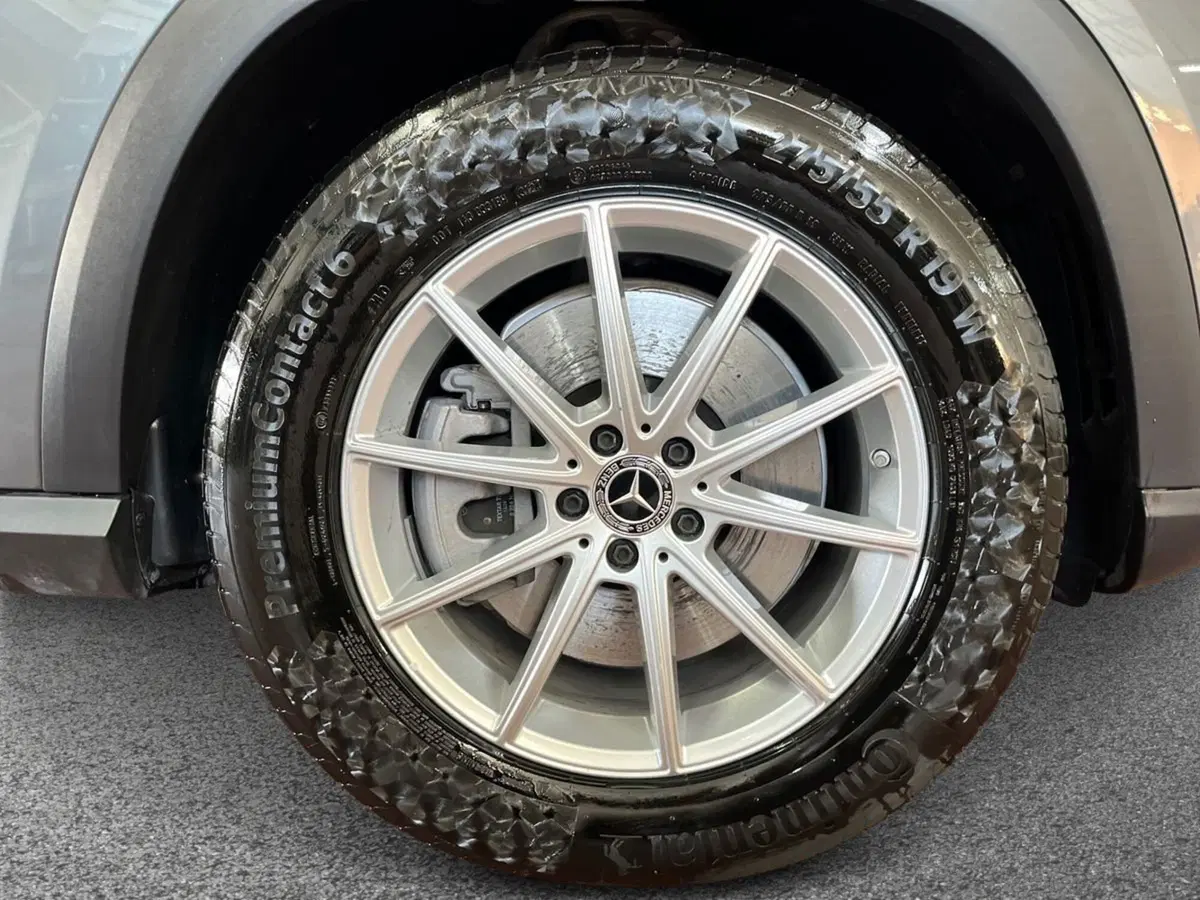 Mercedes-Benz GLE SUV usata a Bari (6)