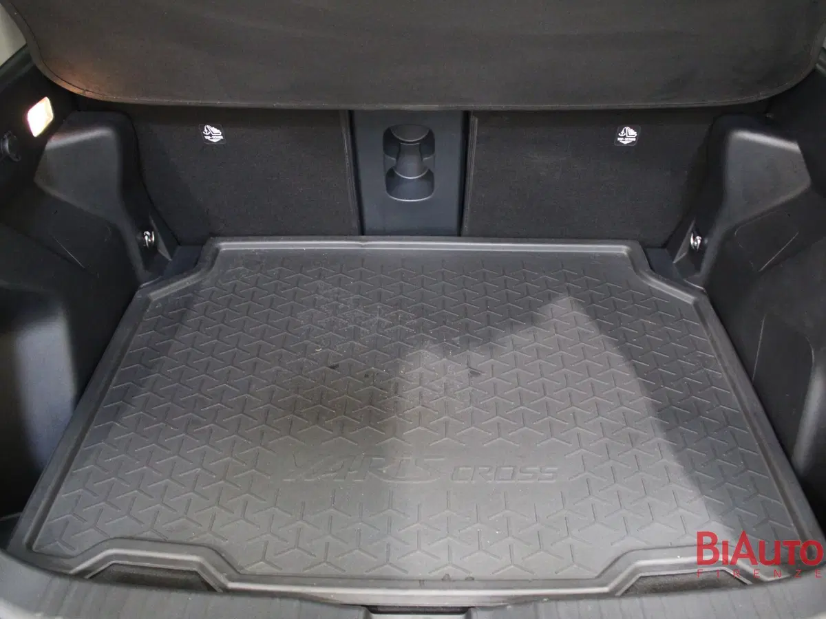 Toyota Yaris Cross usata a Firenze (9)
