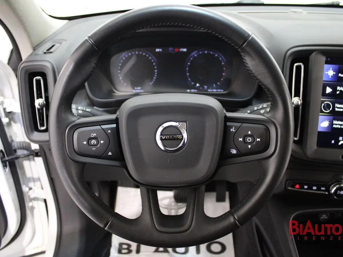 Volvo XC40 usata a Firenze (10)