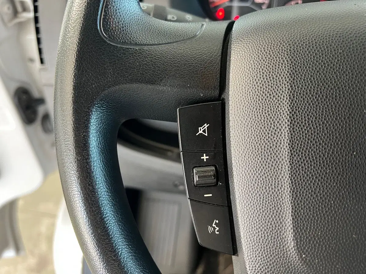 Peugeot Boxer Furgone usata a Bari (17)