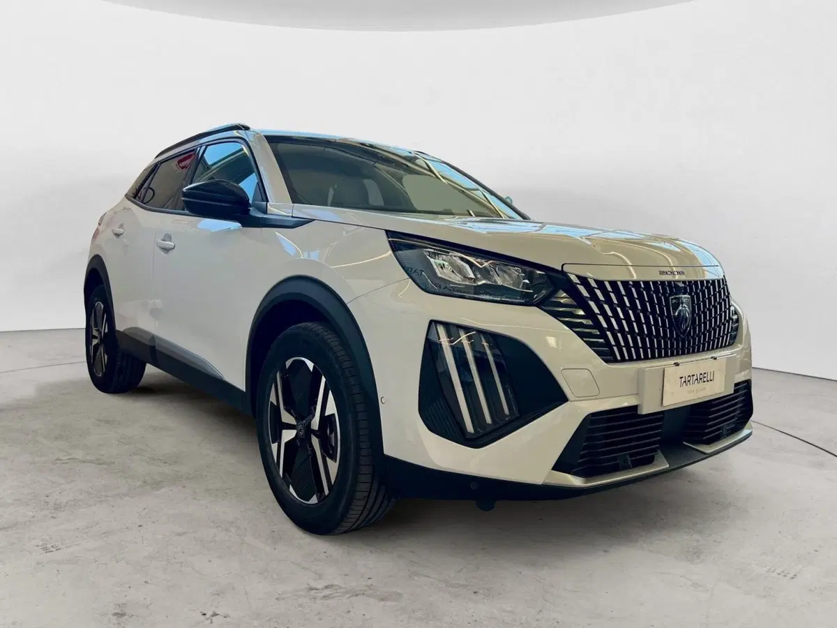 Peugeot 2008 nuova a Bari