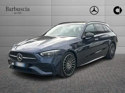 Mercedes-Benz Classe C Station Wagon 220 d mhev AMG Line Premium Plus 4matic 197cv auto del 2024 usata a Pescara