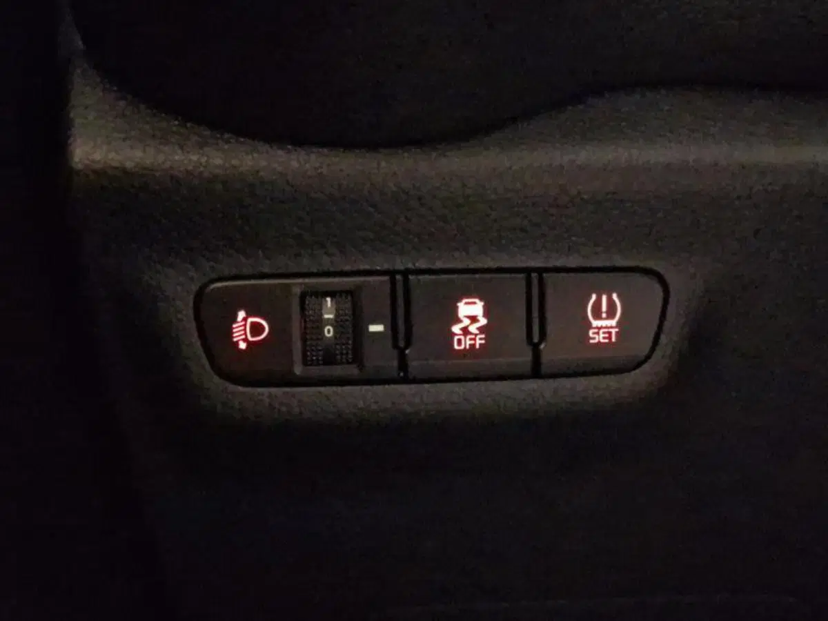 Kia Picanto usata a Genova (19)