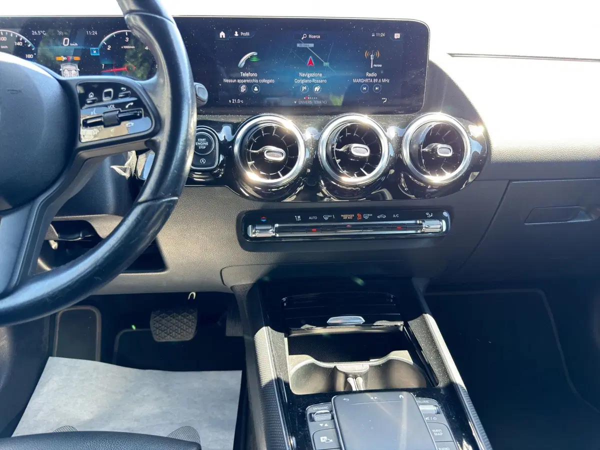 Mercedes-Benz GLA SUV usata a Cosenza (13)