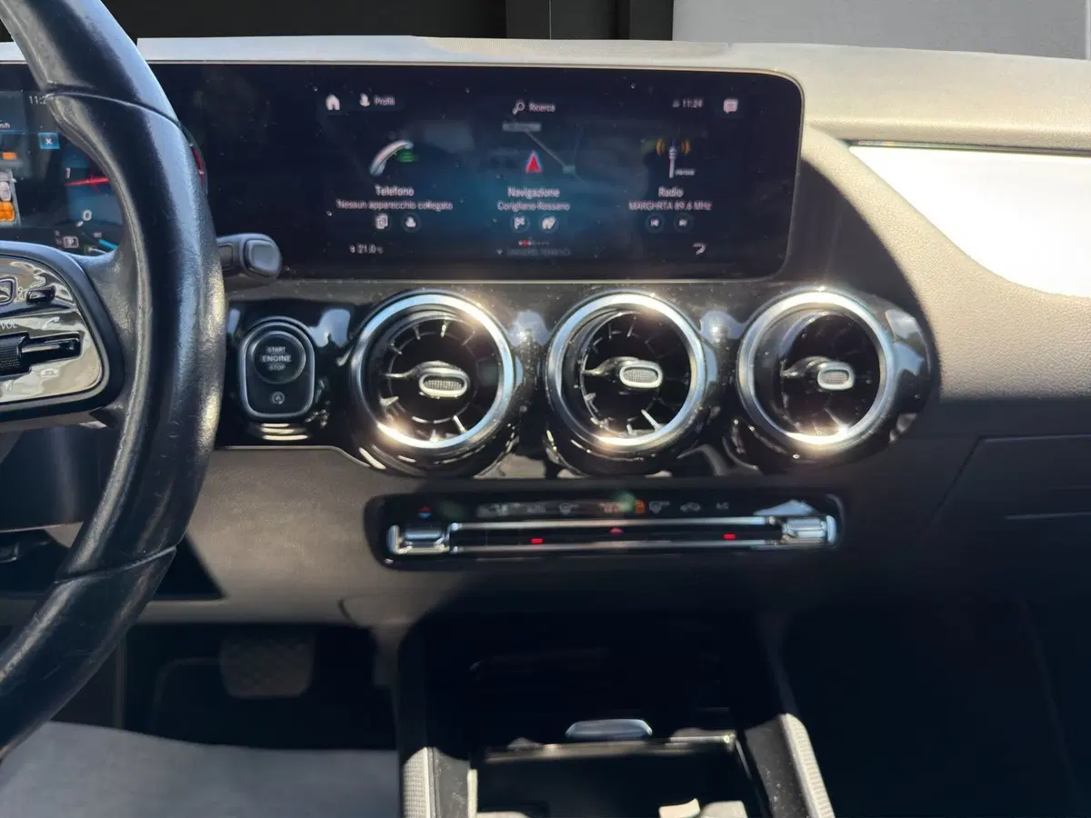 Mercedes-Benz GLA SUV usata a Cosenza (14)