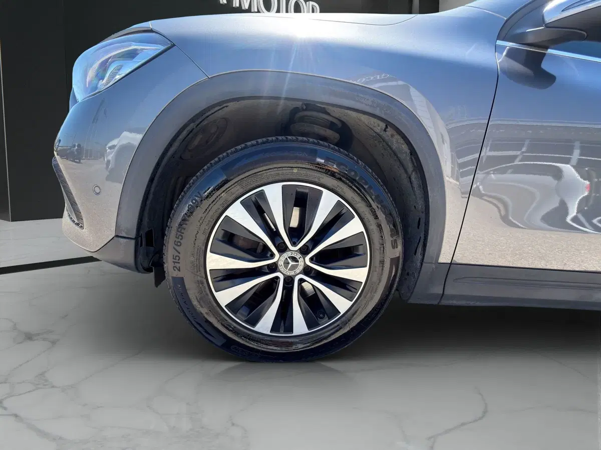 Mercedes-Benz GLA SUV usata a Cosenza (19)