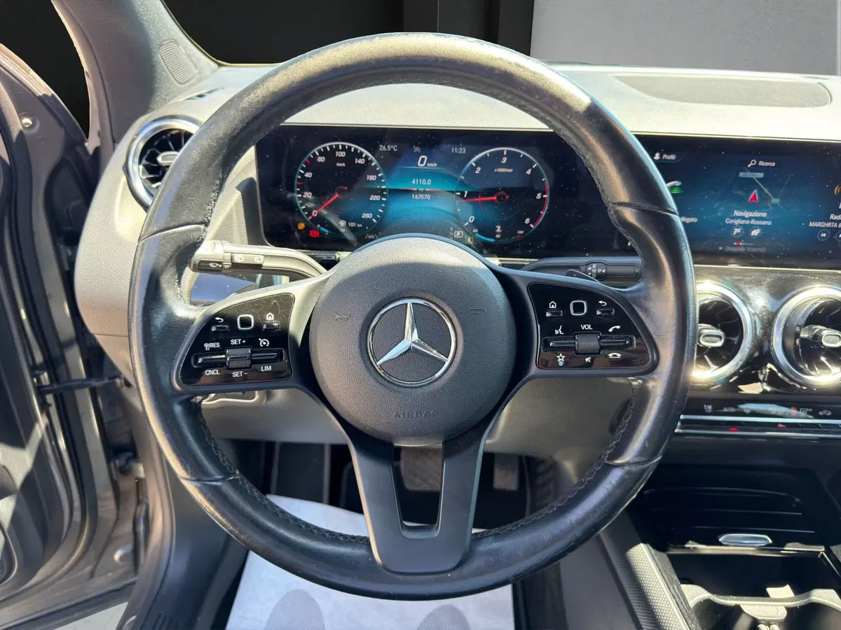Mercedes-Benz GLA SUV usata a Cosenza (8)
