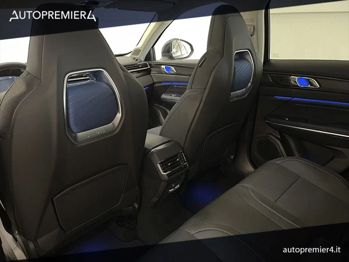 Lynk & Co 01 usata a Como (10)
