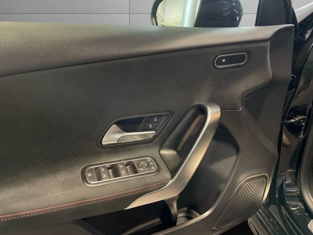 Mercedes-Benz Classe A usata a Ancona (17)