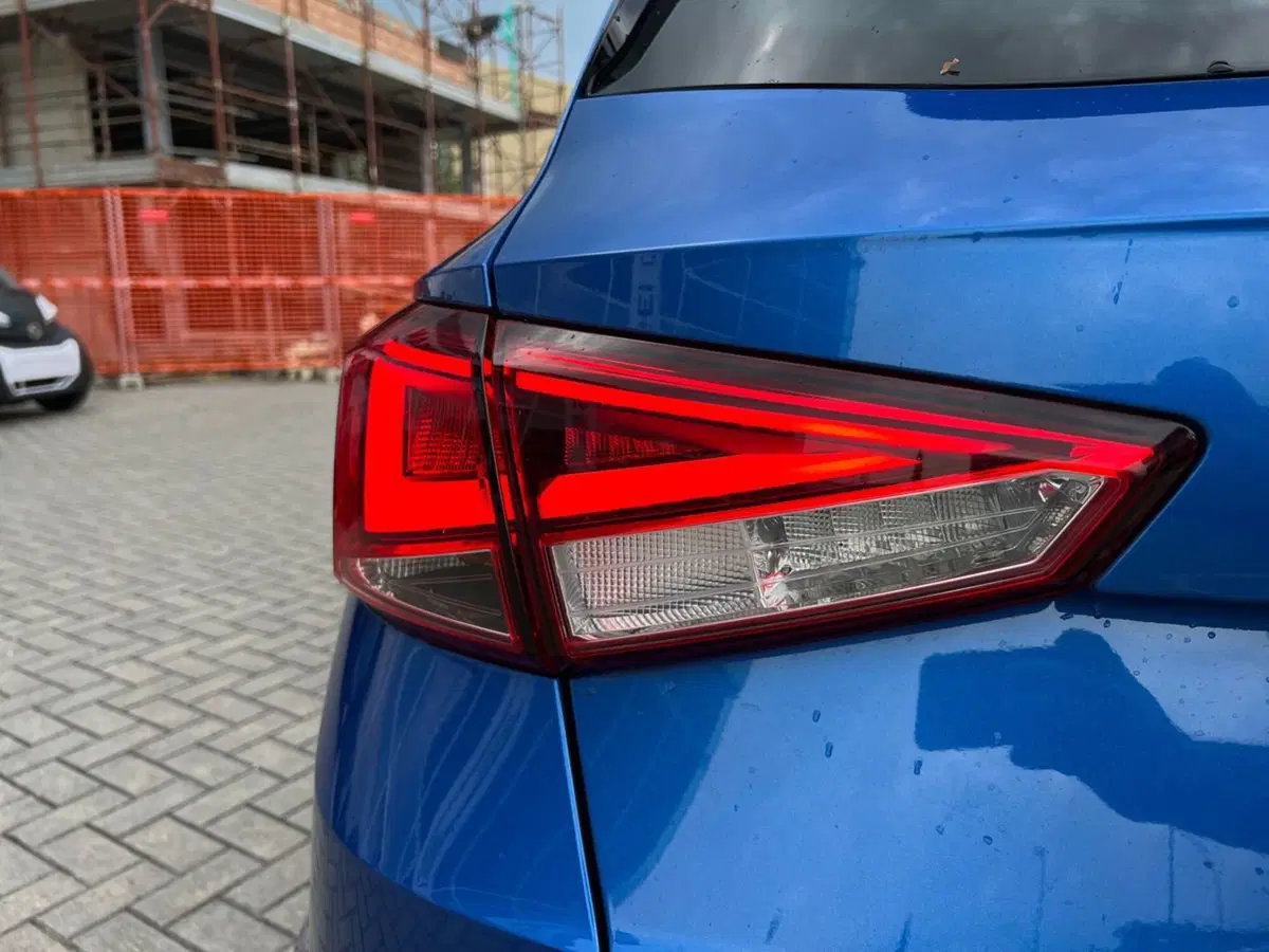 SEAT Arona usata a Siena (20)
