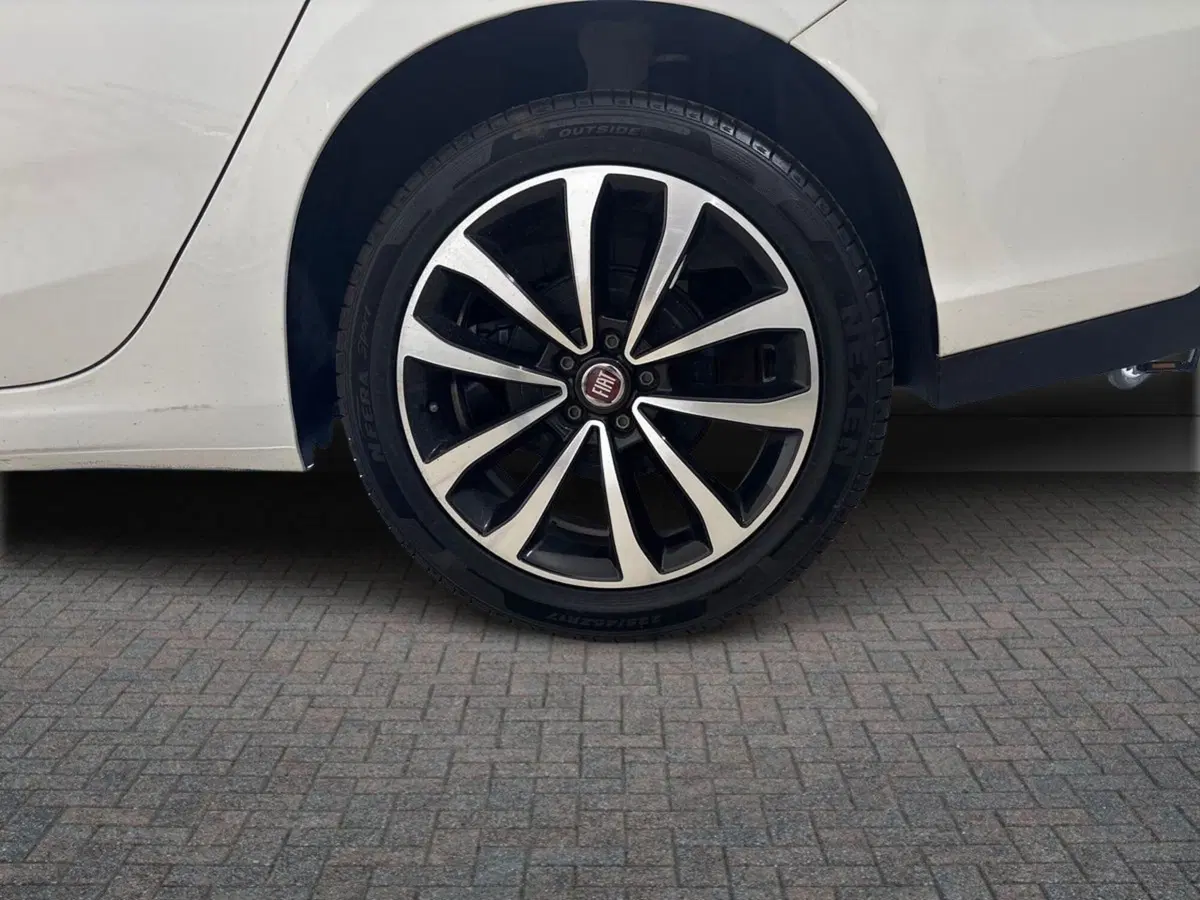 Fiat Tipo usata a Torino (11)