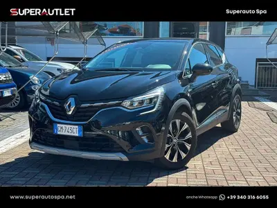 Renault Captur 1.6 full hybrid Techno 145cv auto del 2023 usata a Vigevano