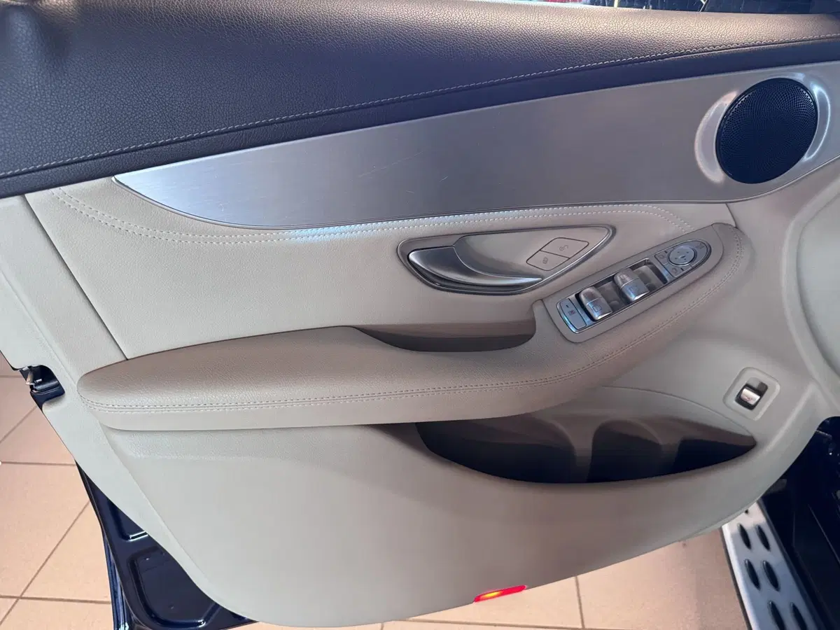 Mercedes-Benz GLC Coupé usata a Messina (6)