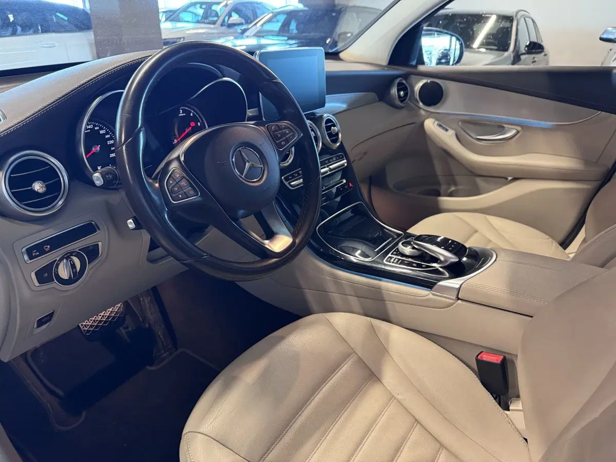 Mercedes-Benz GLC Coupé usata a Messina (7)