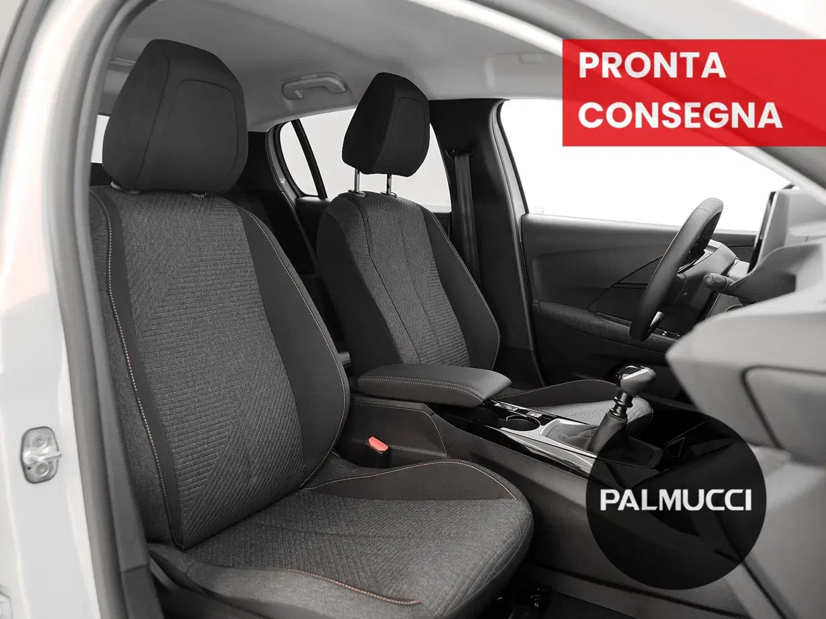 Peugeot 208 nuova a Prato (14)