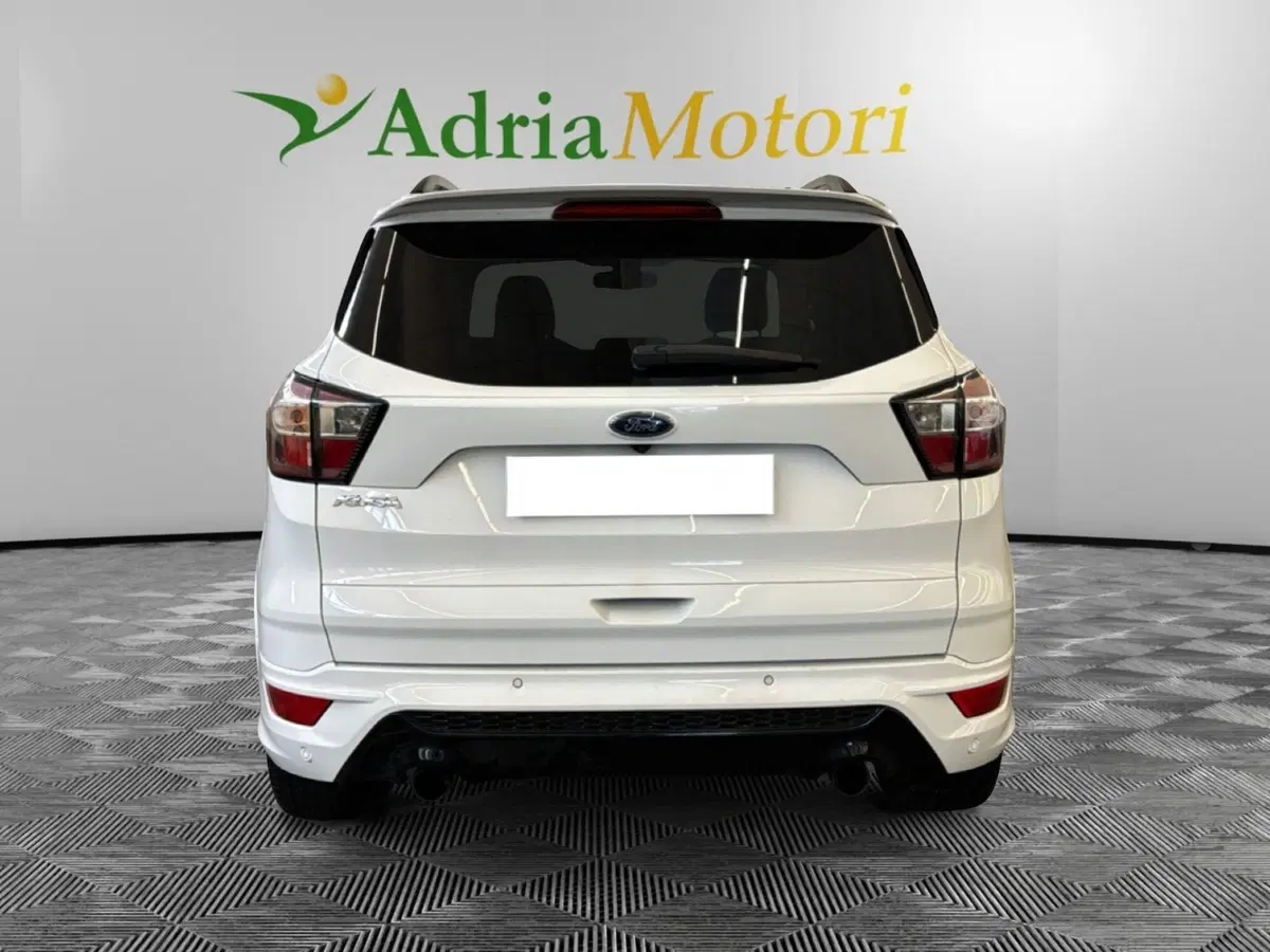 Ford Kuga usata a Pordenone (4)