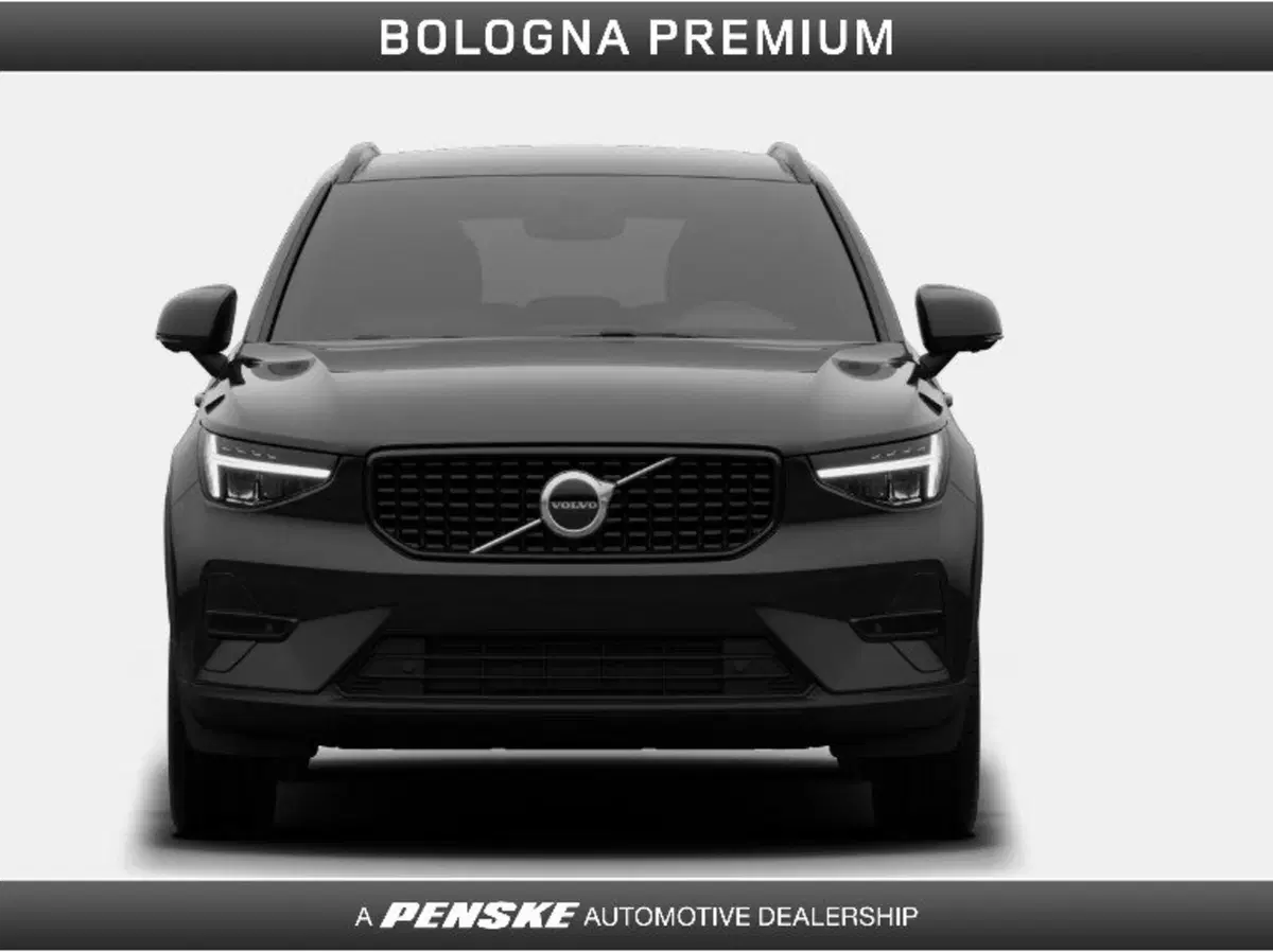 Volvo XC40 nuova a Bologna (3)
