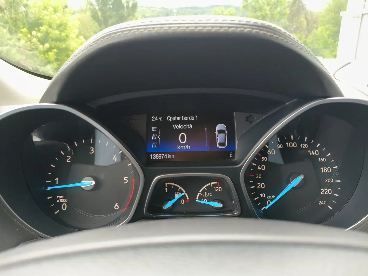 Ford Kuga usata a Brescia (9)