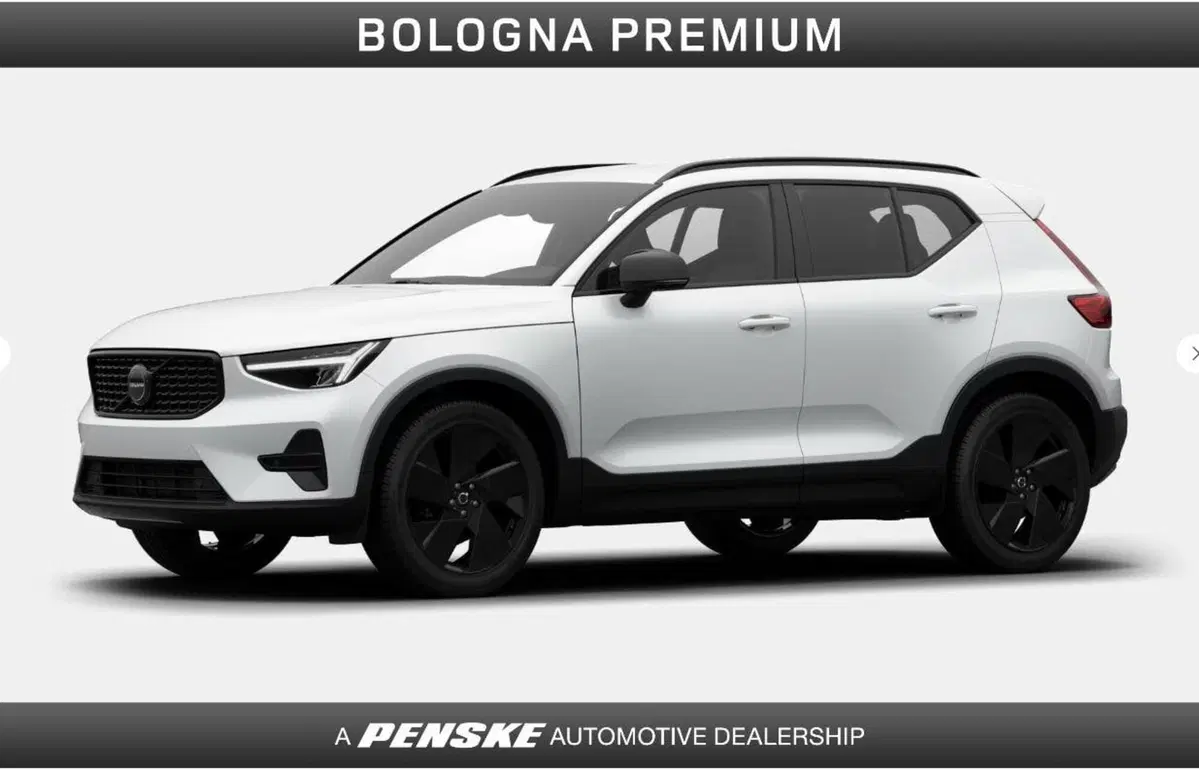 Volvo XC40 nuova a Bologna