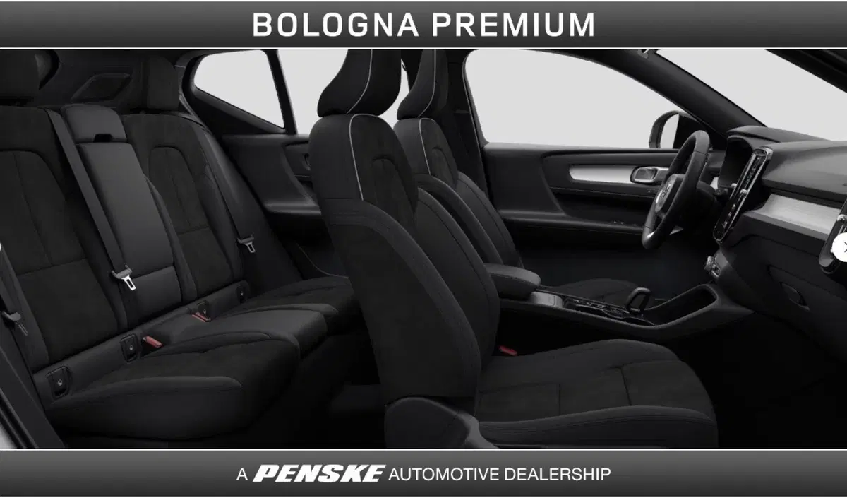 Volvo XC40 nuova a Bologna (5)