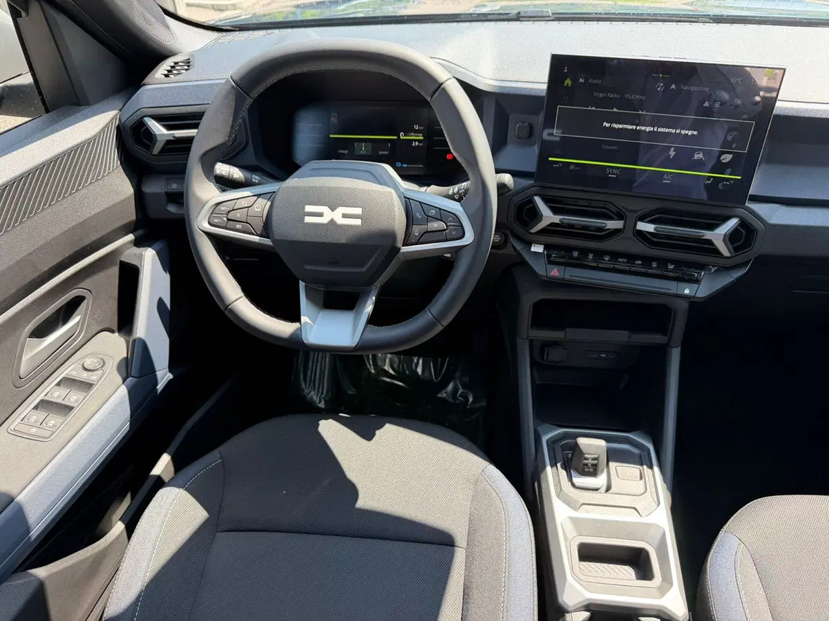 Dacia Bigster nuova a Brescia (12)