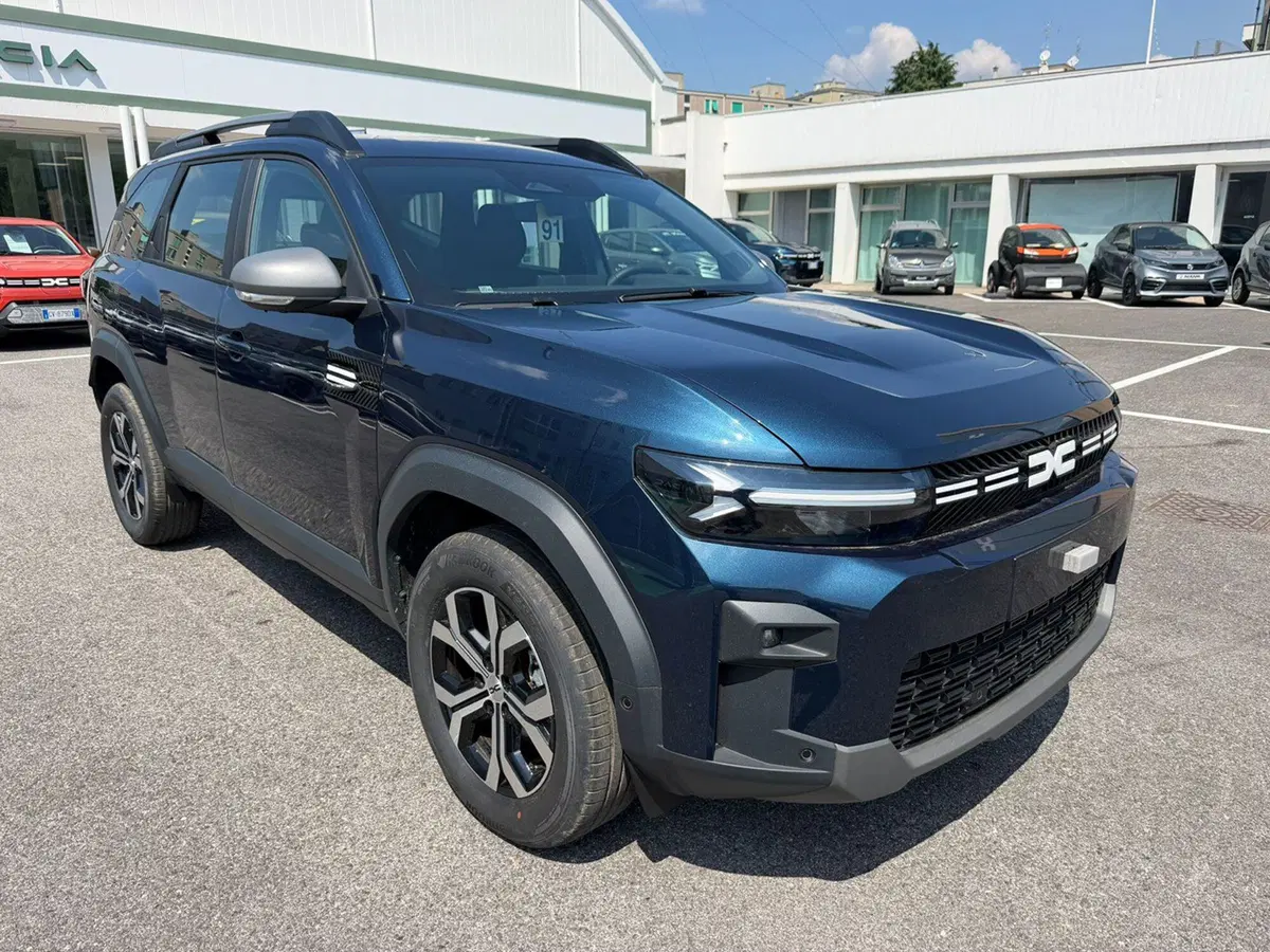 Dacia Bigster nuova a Brescia (2)