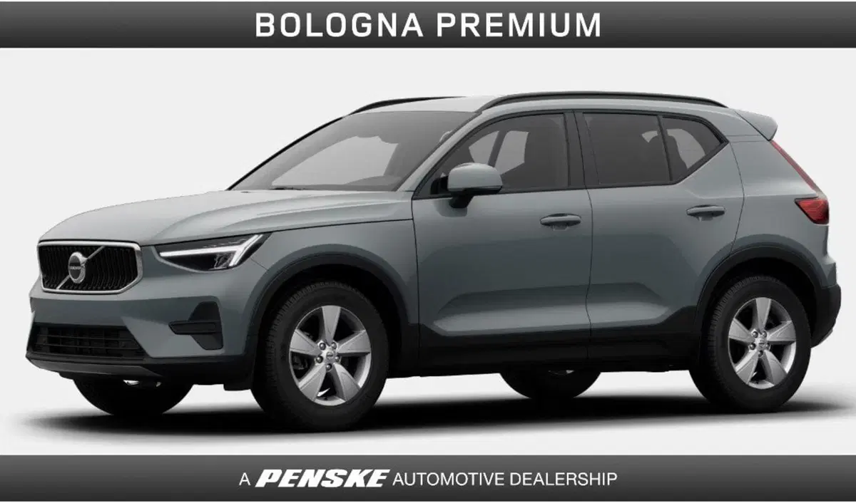 Volvo XC40 nuova a Bologna