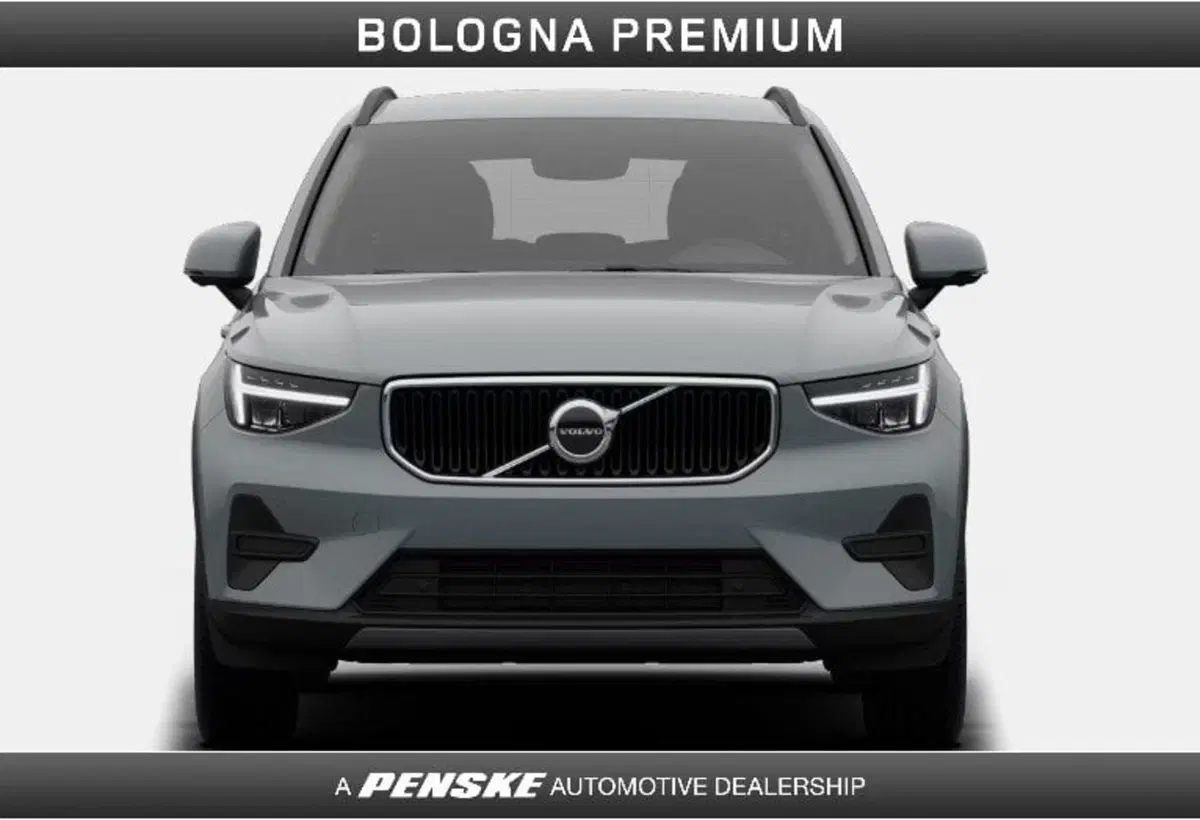 Volvo XC40 nuova a Bologna (3)