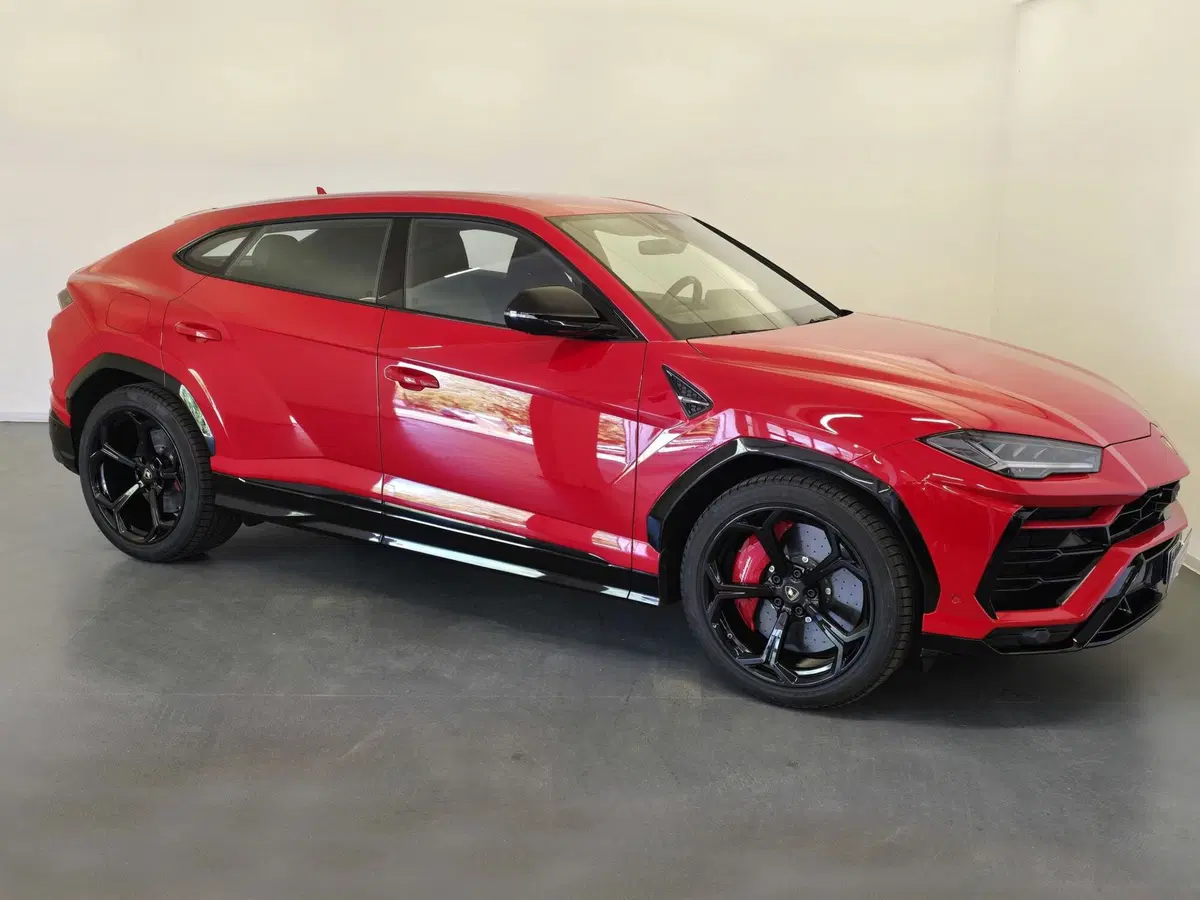 Lamborghini Urus usata a Bologna