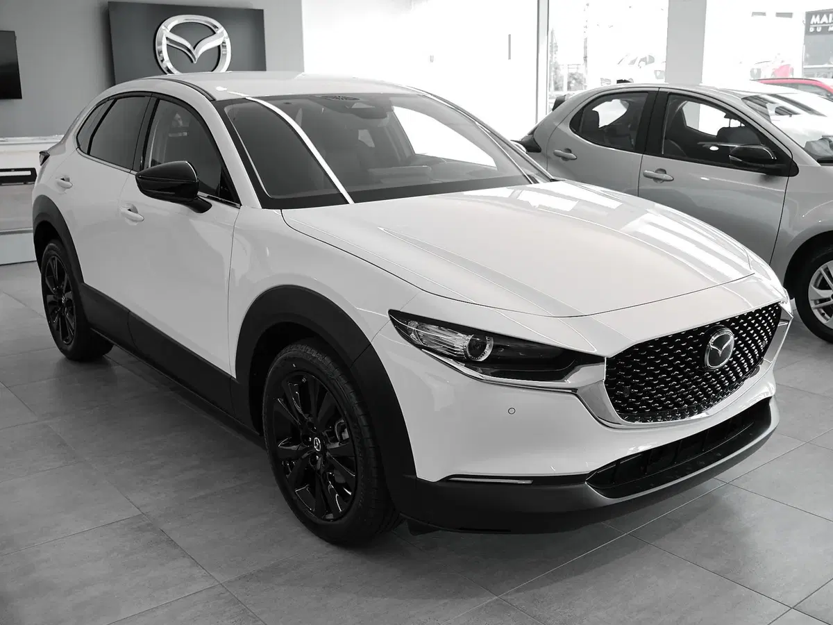 Mazda CX-30 nuova a Prato (3)