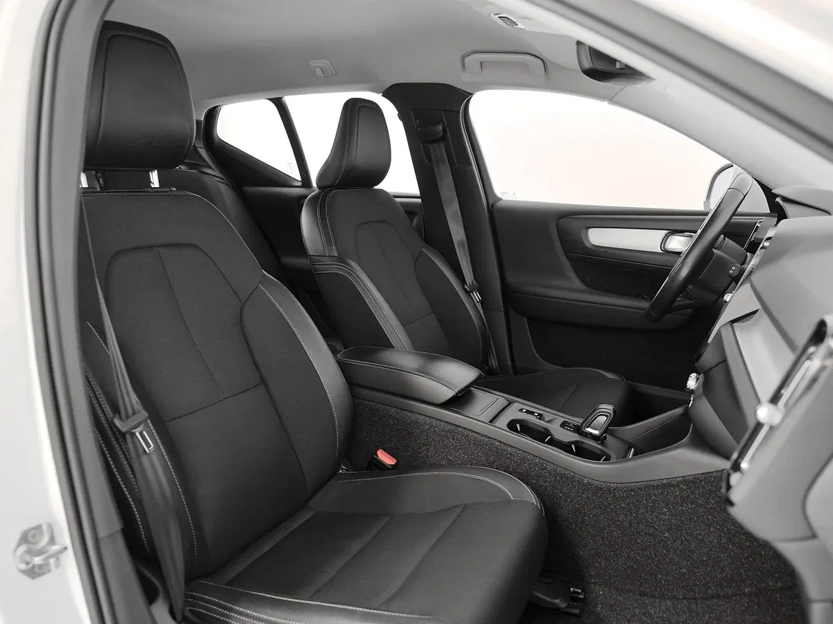 Volvo XC40 usata a Prato (19)